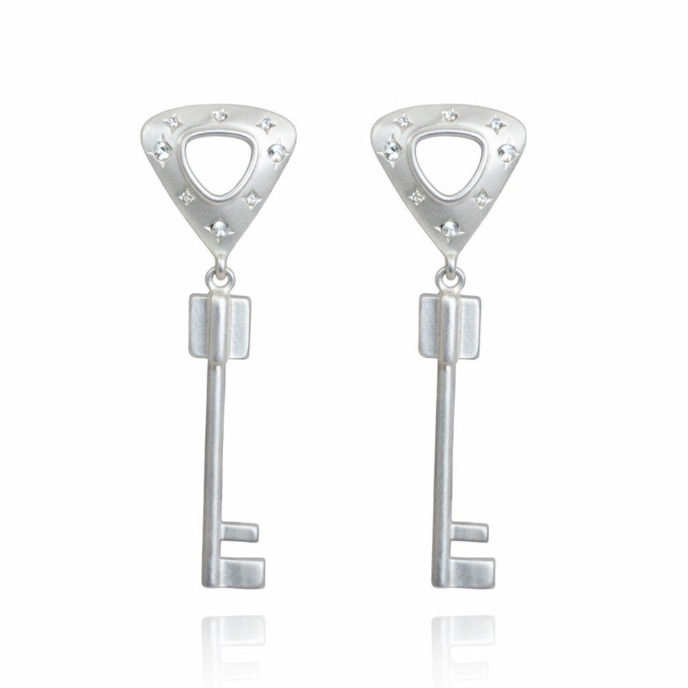 ⚜️ Magic Silver Key Dangle Earrings